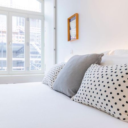 ליסבון Modern Rustic Flat In Santos By Lovelystay מראה חיצוני תמונה