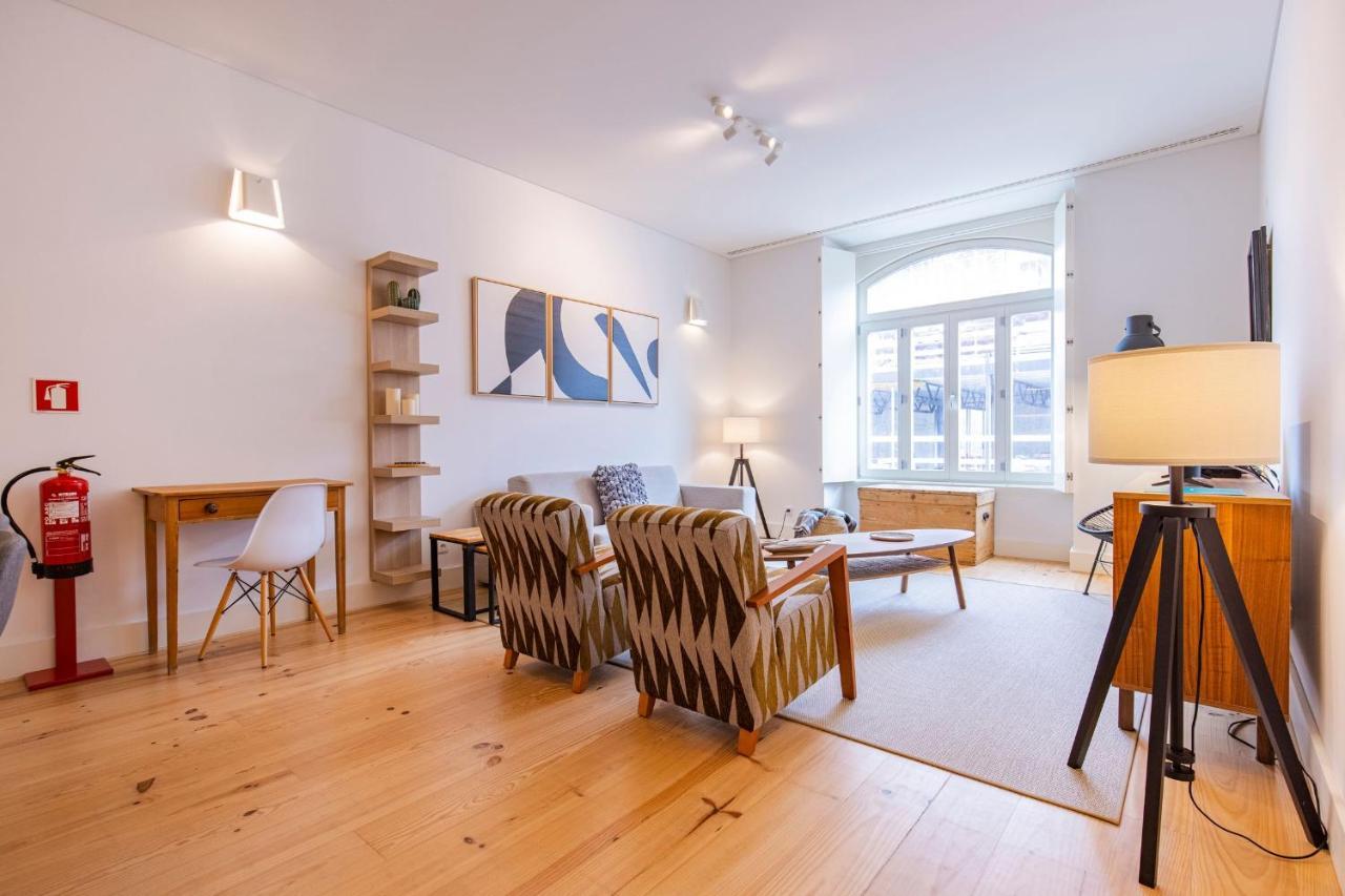 ליסבון Modern Rustic Flat In Santos By Lovelystay מראה חיצוני תמונה