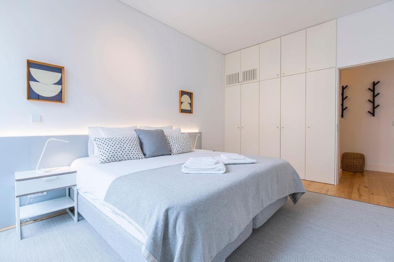 ליסבון Modern Rustic Flat In Santos By Lovelystay מראה חיצוני תמונה